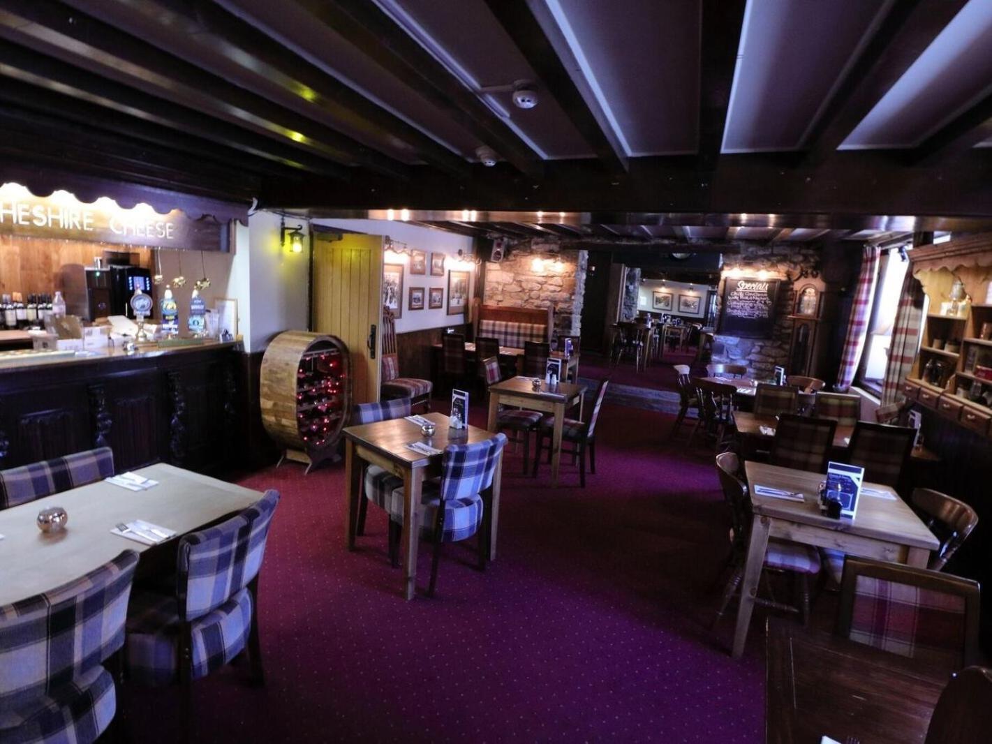 קאסלטון Ye Olde Cheshire Cheese Inn מראה חיצוני תמונה