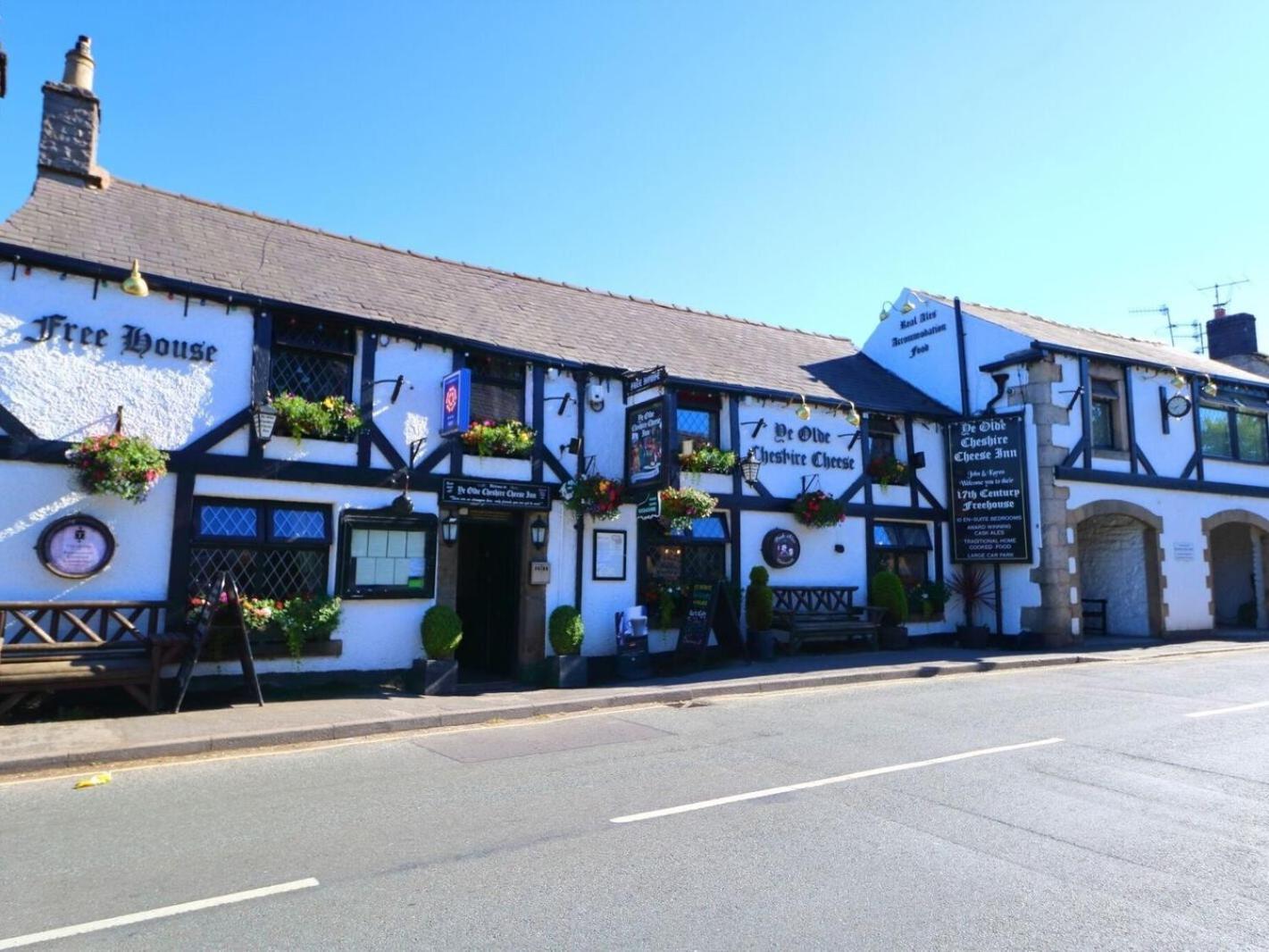 קאסלטון Ye Olde Cheshire Cheese Inn מראה חיצוני תמונה